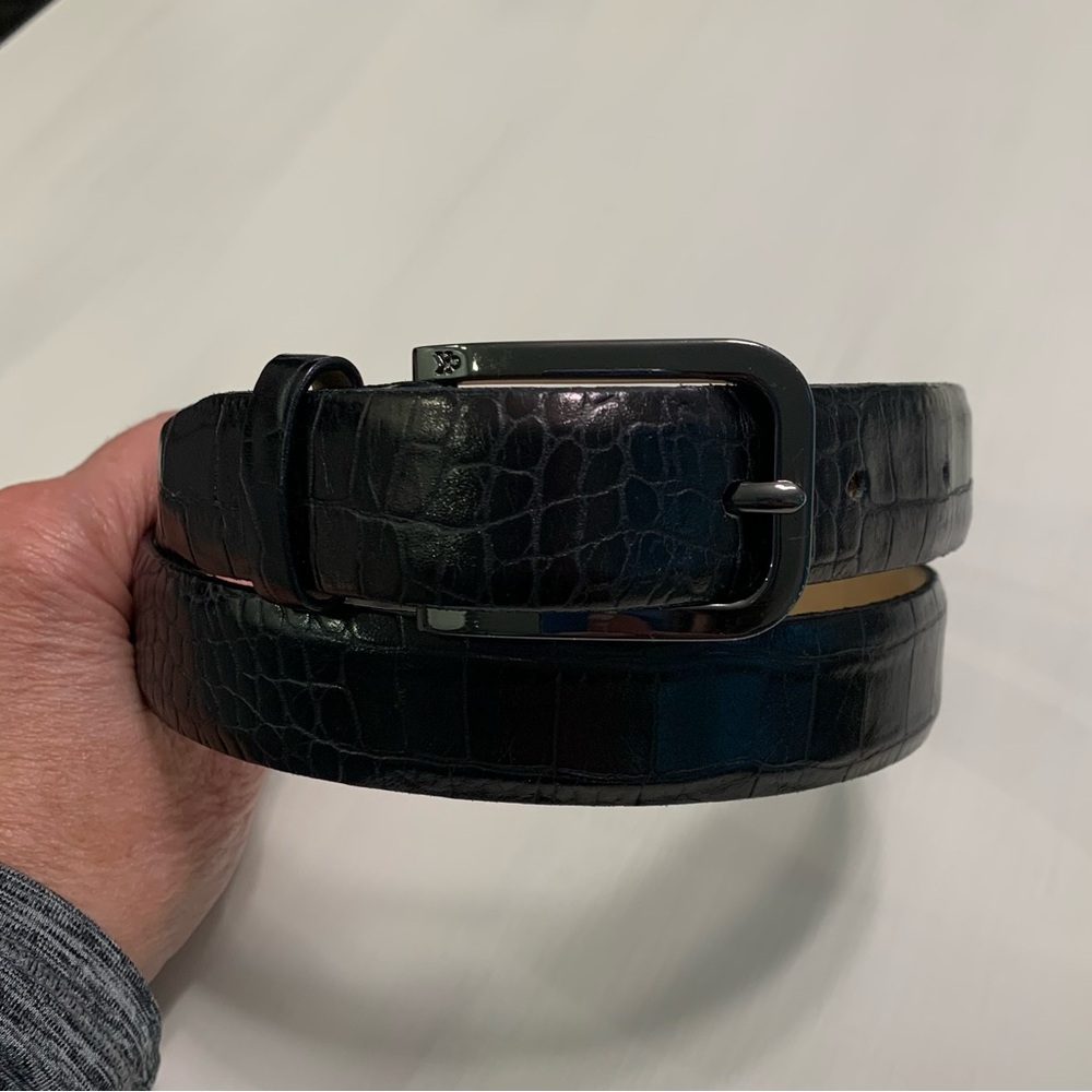 Women’s Black Crocodile-Embossed Leather Belt